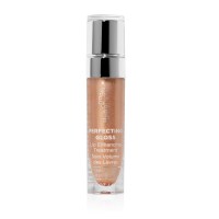 A shimmery soft beige-pink that hydrates and contains volumizing peptides